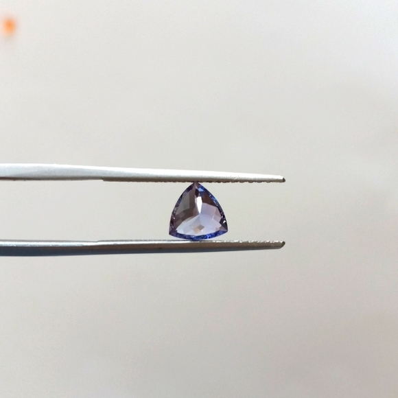 Tanzanite Loose Gemstone - Picture 3 of 7